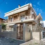Aelia House By μρs *