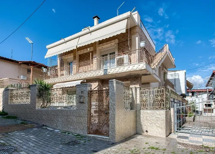 Aelia House By μρs *