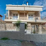 Aelia House By μρs Апартаменты